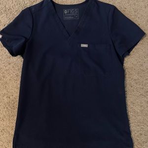 XS Figs Catarina top. Navy